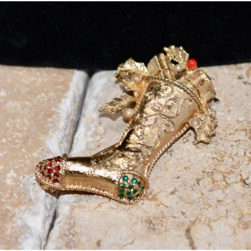 Napier Ruby Sapphire Rhinestone Christmas Stocking Gold Plated Signed NICE